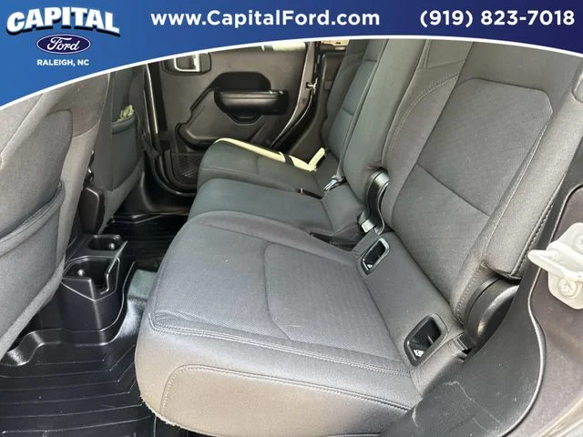 Used 2020 Gray Jeep Sport image 18