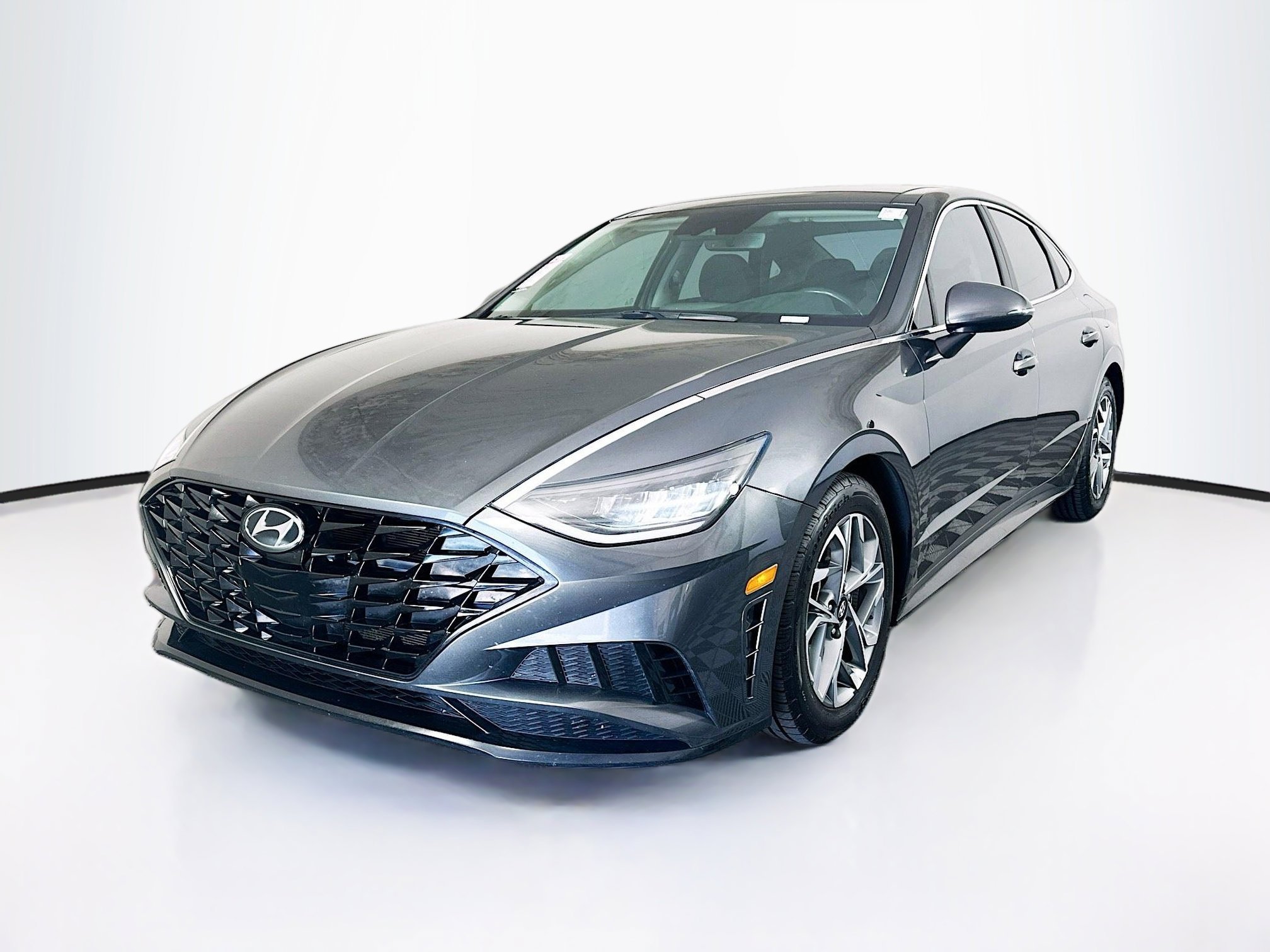 Used 2023 Portofino Gray Hyundai SEL image 7