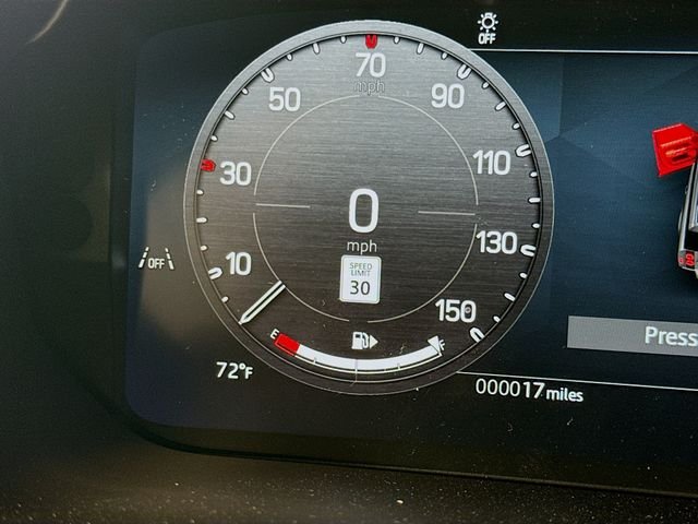2026 Land Rover Defender V8 - Photo 13