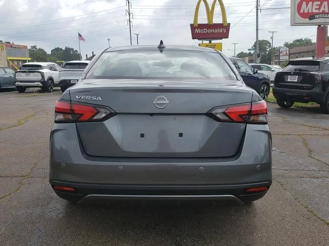 2025 Nissan Versa Sedan SV - Photo 5