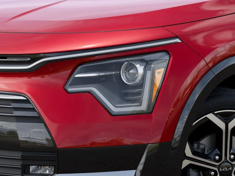 2025 Kia Niro EX Touring - Photo 10