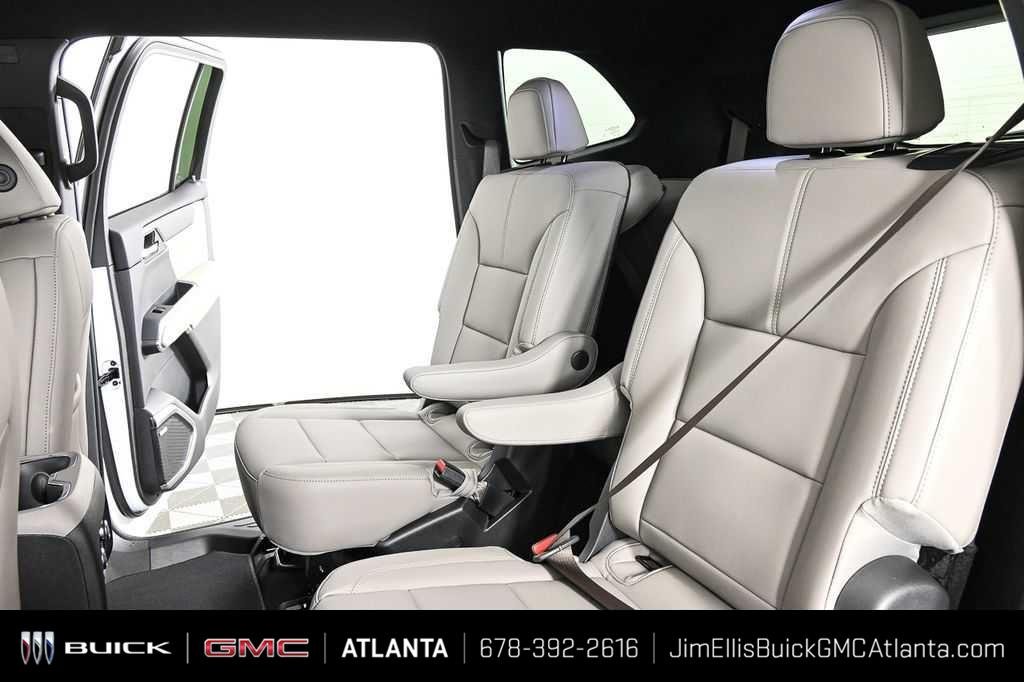 2026 GMC Acadia Elevation - Photo 23