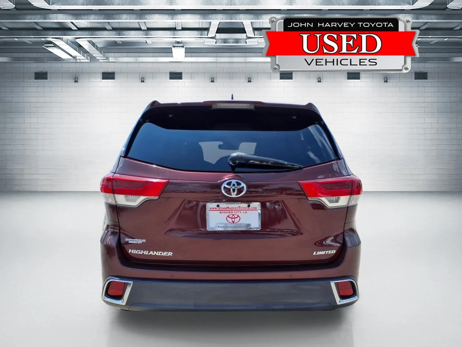 Certified Used 2017 Ooh La La Rouge Mica Toyota Limited Platinum image 3