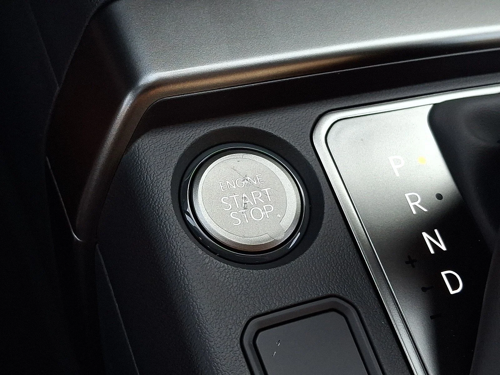 New 2027 Pale Gray Kia S image 10