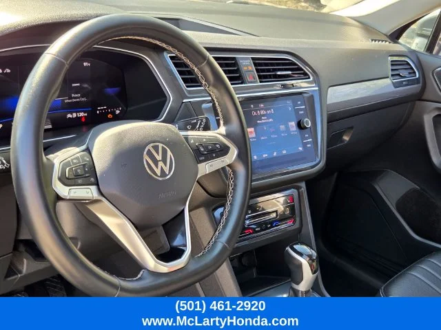 Used 2024 Gray Volkswagen 2.0T SE image 10