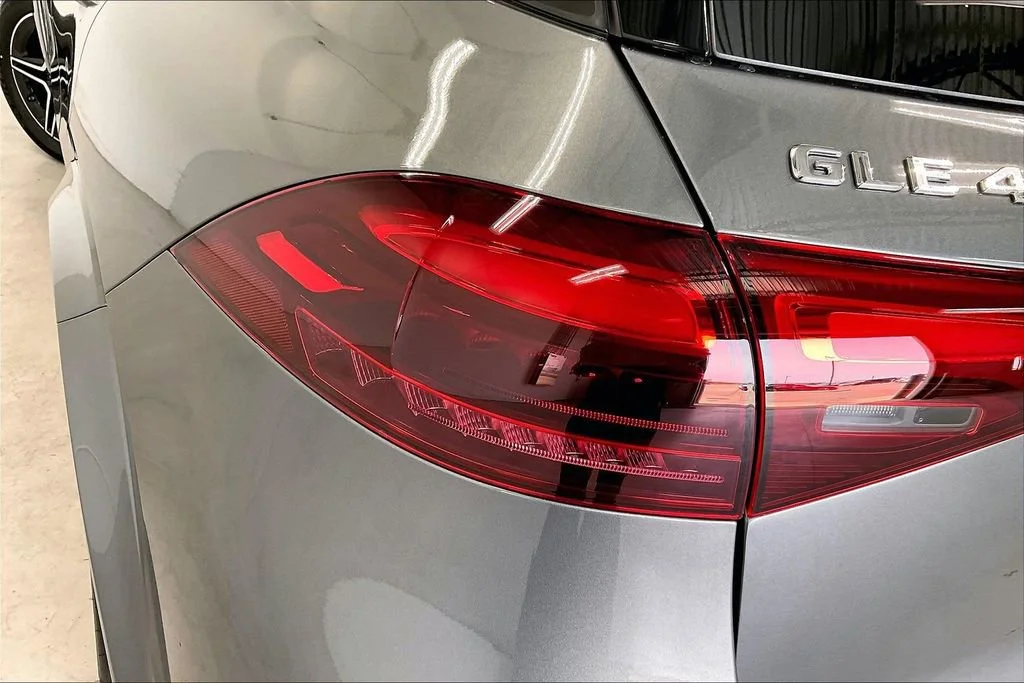 New 2026 Selenite Grey Metallic Mercedes-Benz GLE 450 image 26