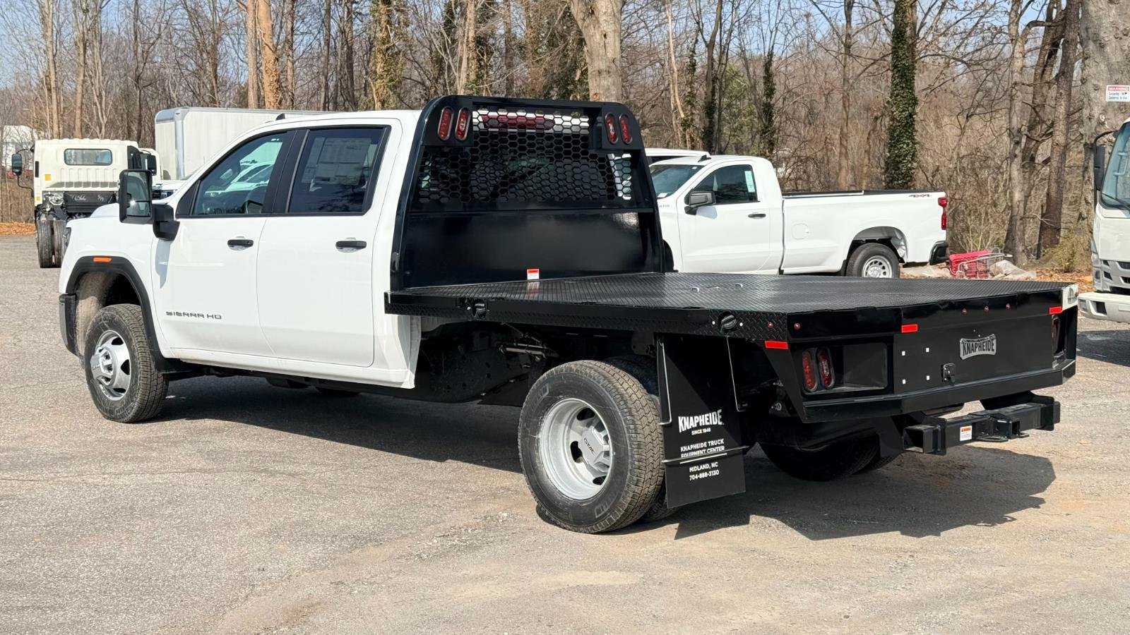 New 2026 Summit White GMC Pro image 3