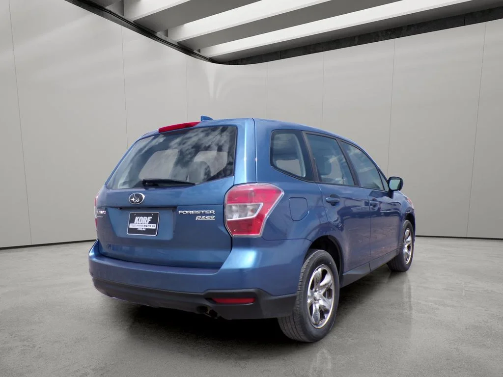Used 2016 Quartz Blue Pearl Subaru 2.5i image 5