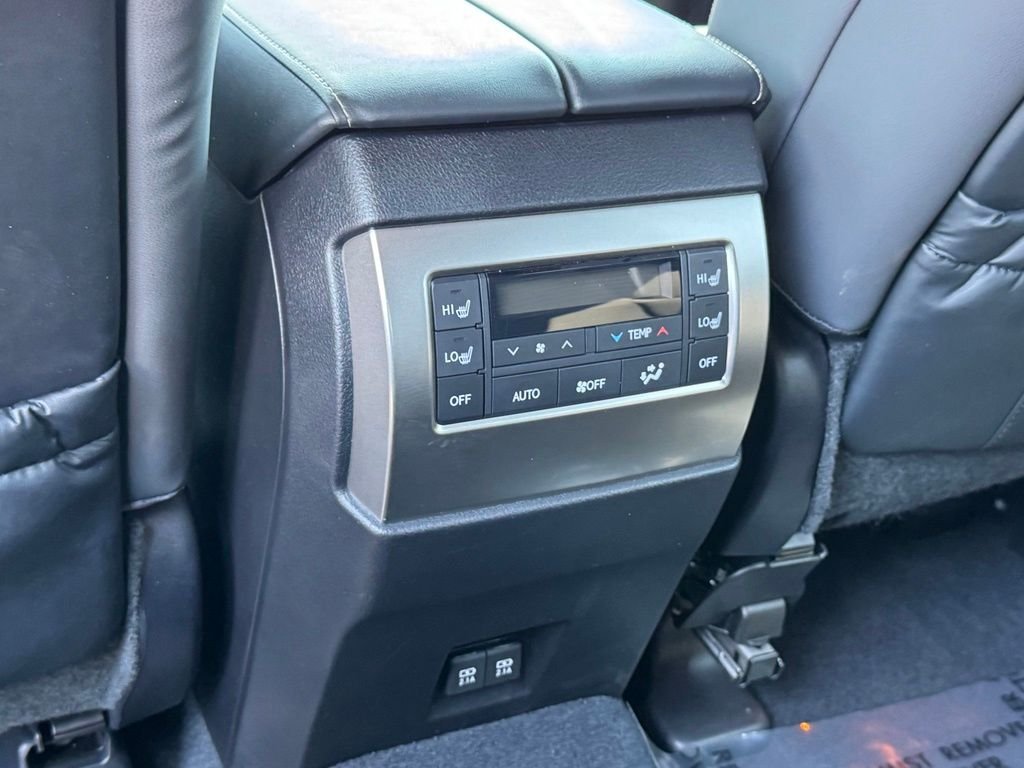 Used 2023 Black Lexus 460 image 40
