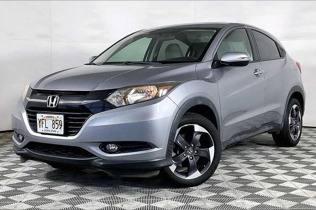 Used 2018  Honda EX image 1