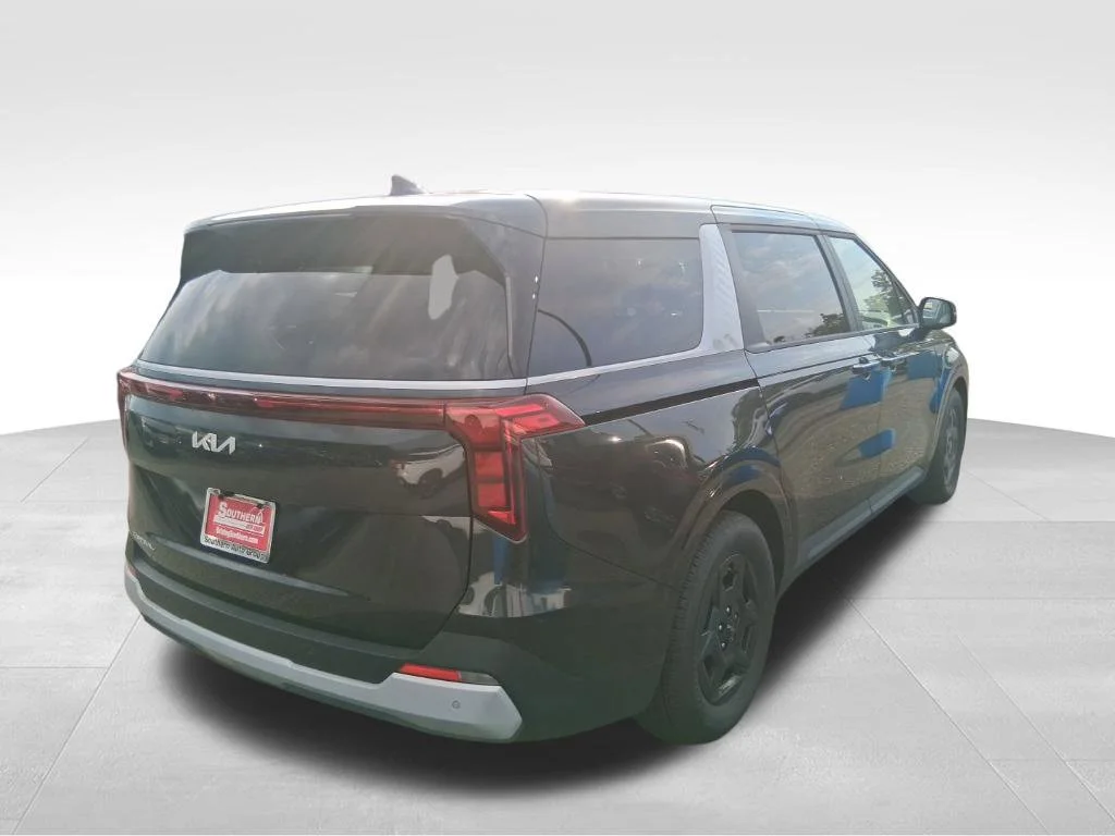 Used 2026  Kia LX image 7
