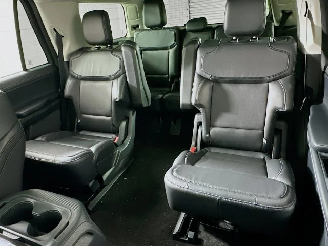 New 2026 Ford Expedition Platinum