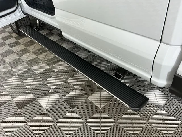 New 2026 Avalanche Ford Lariat image 16