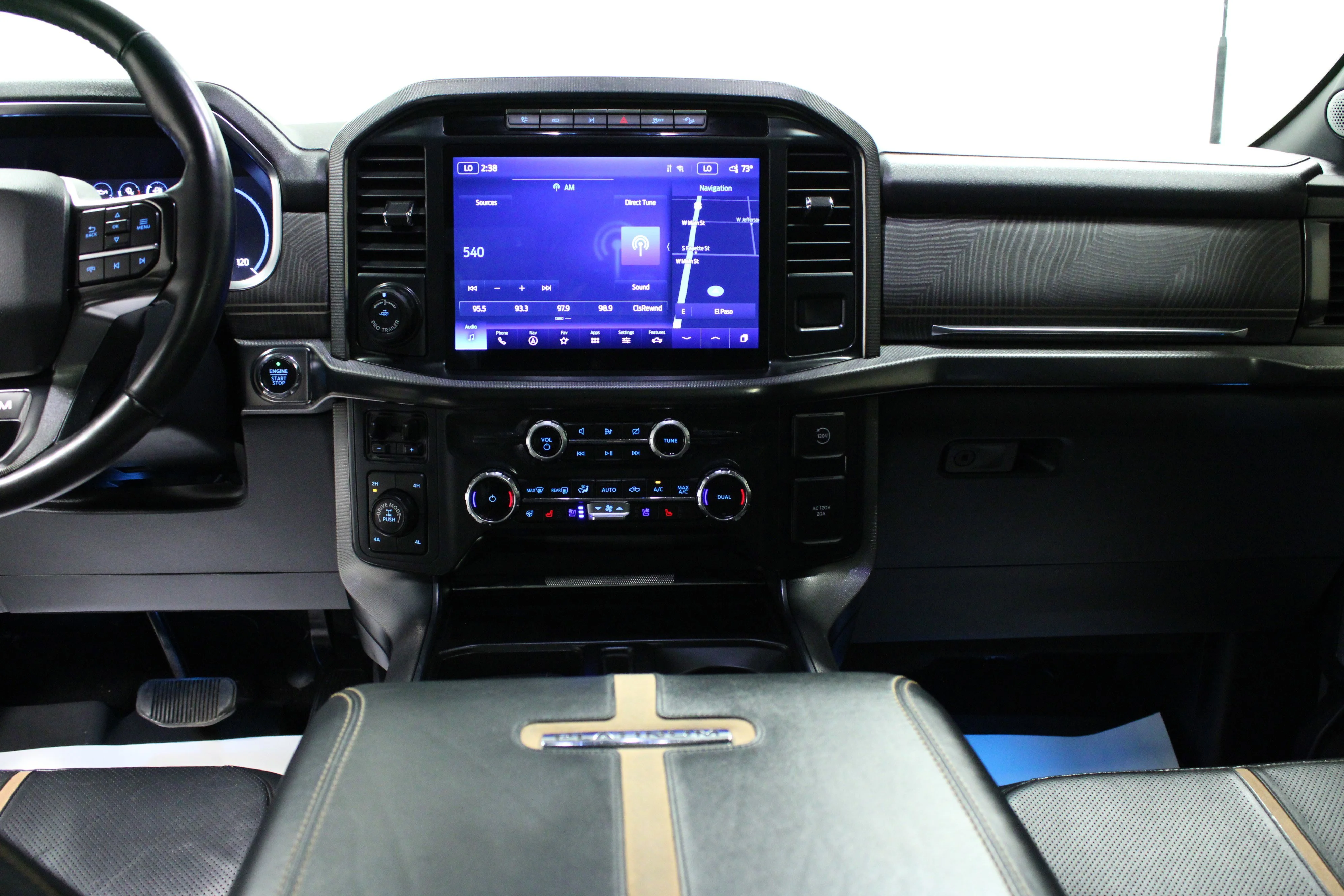 Used 2022 Black Metallic Ford Platinum image 18