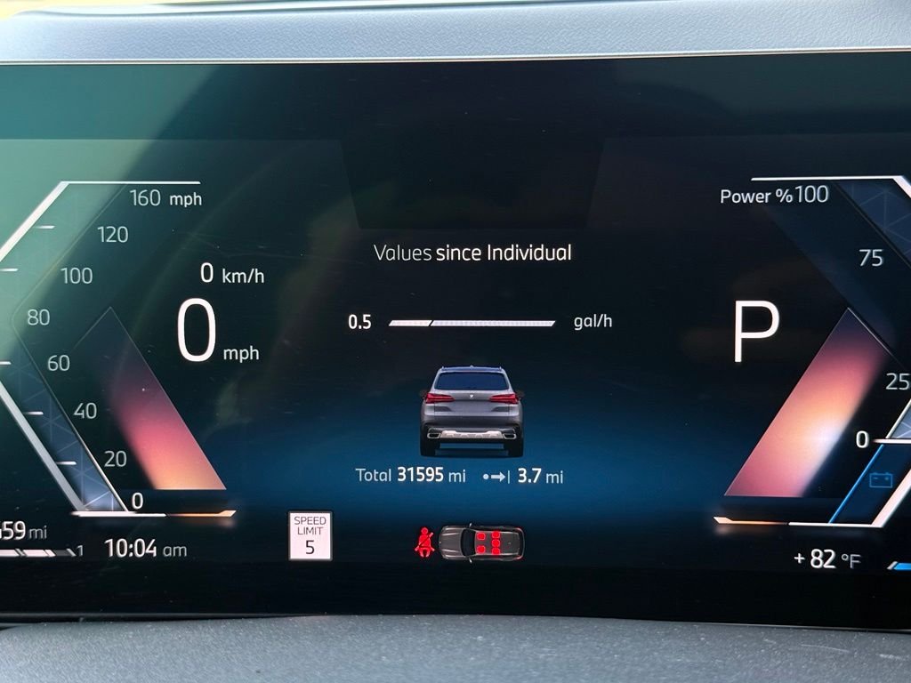 Used 2024 Skyscraper Grey Metallic BMW sDrive40i image 15