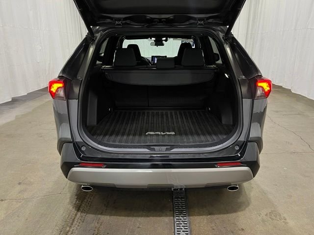 Certified Used 2022 Gray Toyota SE image 12