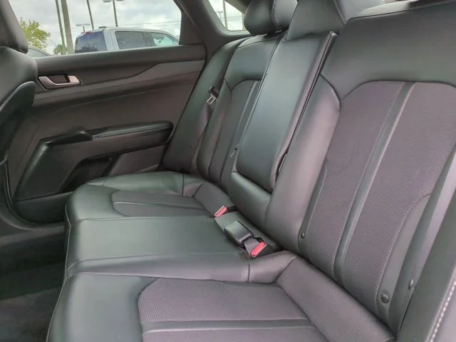 Used 2023 Wolf Gray Kia GT-Line image 13