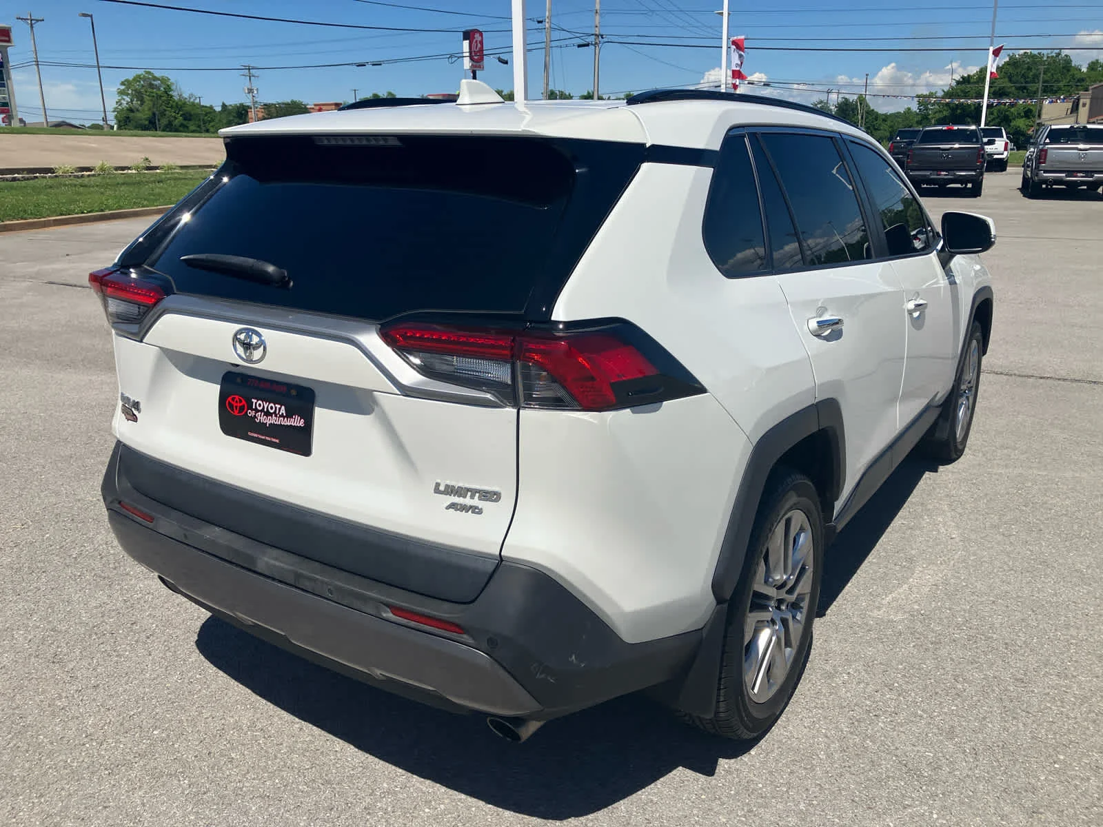 Used 2019 Blizzard Pearl Toyota Limited image 7