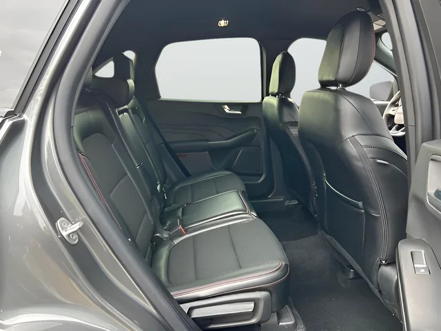Used 2025 Gray Ford ST-Line image 22