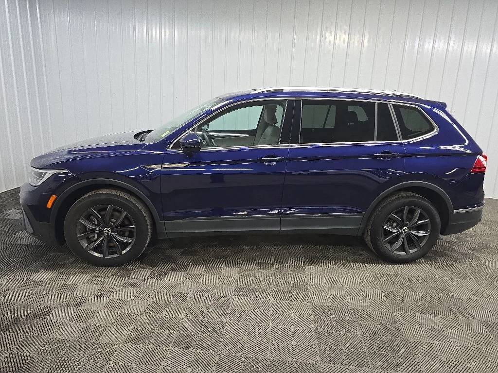 Used 2022 Blue Volkswagen 2.0T SE image 5