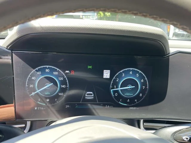 Used 2023 Blue Hyundai SEL image 34