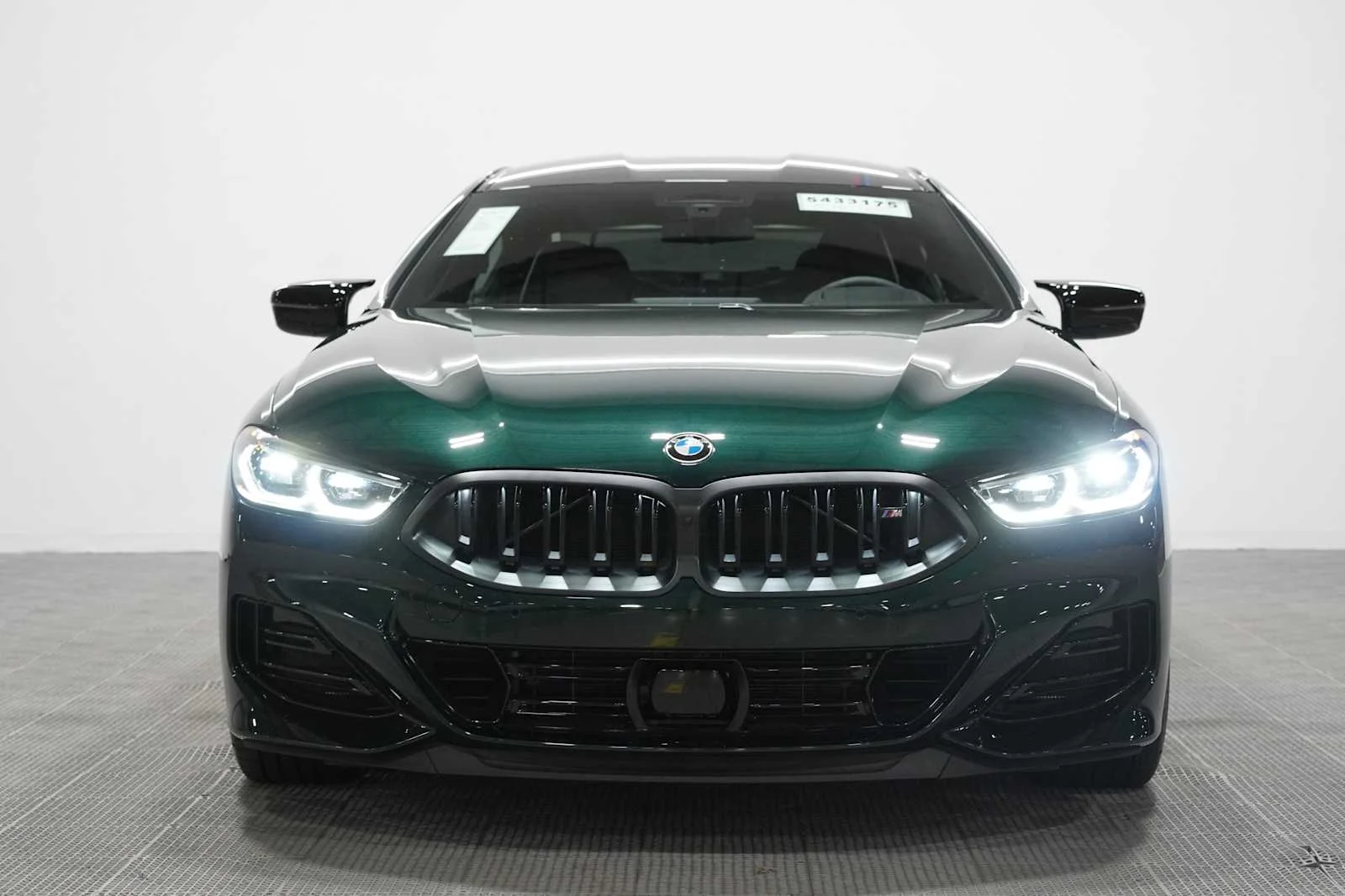 New 2026 Special Order Color BMW M850i image 3