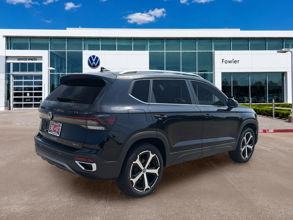 Certified Used 2025 Black Volkswagen 1.5T SEL image 6