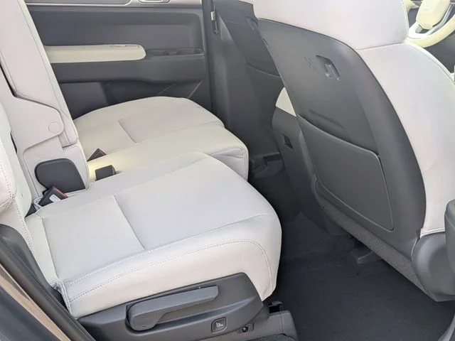 New 2026 Gray Hyundai SE image 24