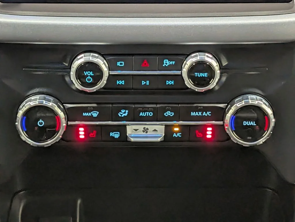 New 2026 Avalanche Ford XLT image 6