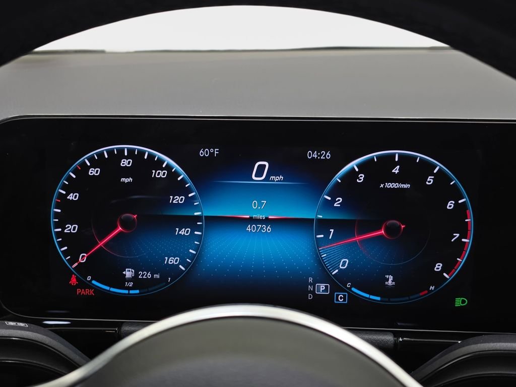 Used 2022  Mercedes-Benz GLA 250 image 22