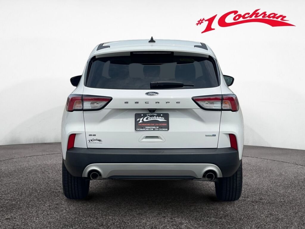 Used 2020 Oxford White Ford SE image 25