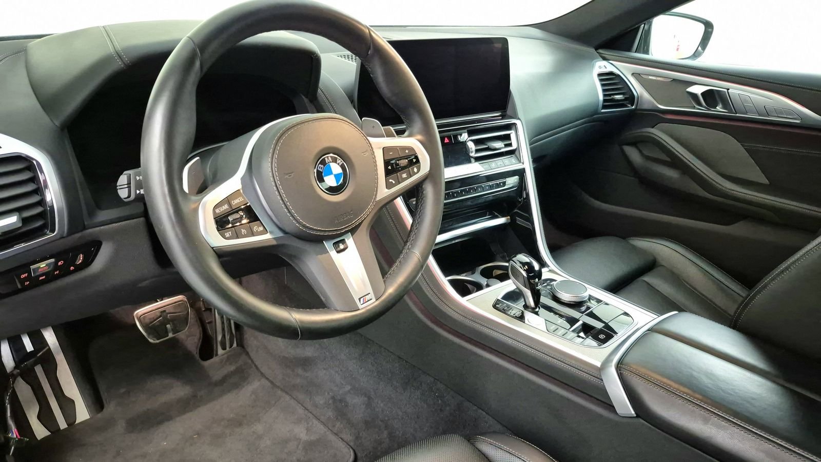 Used 2025 Black BMW 840i image 9