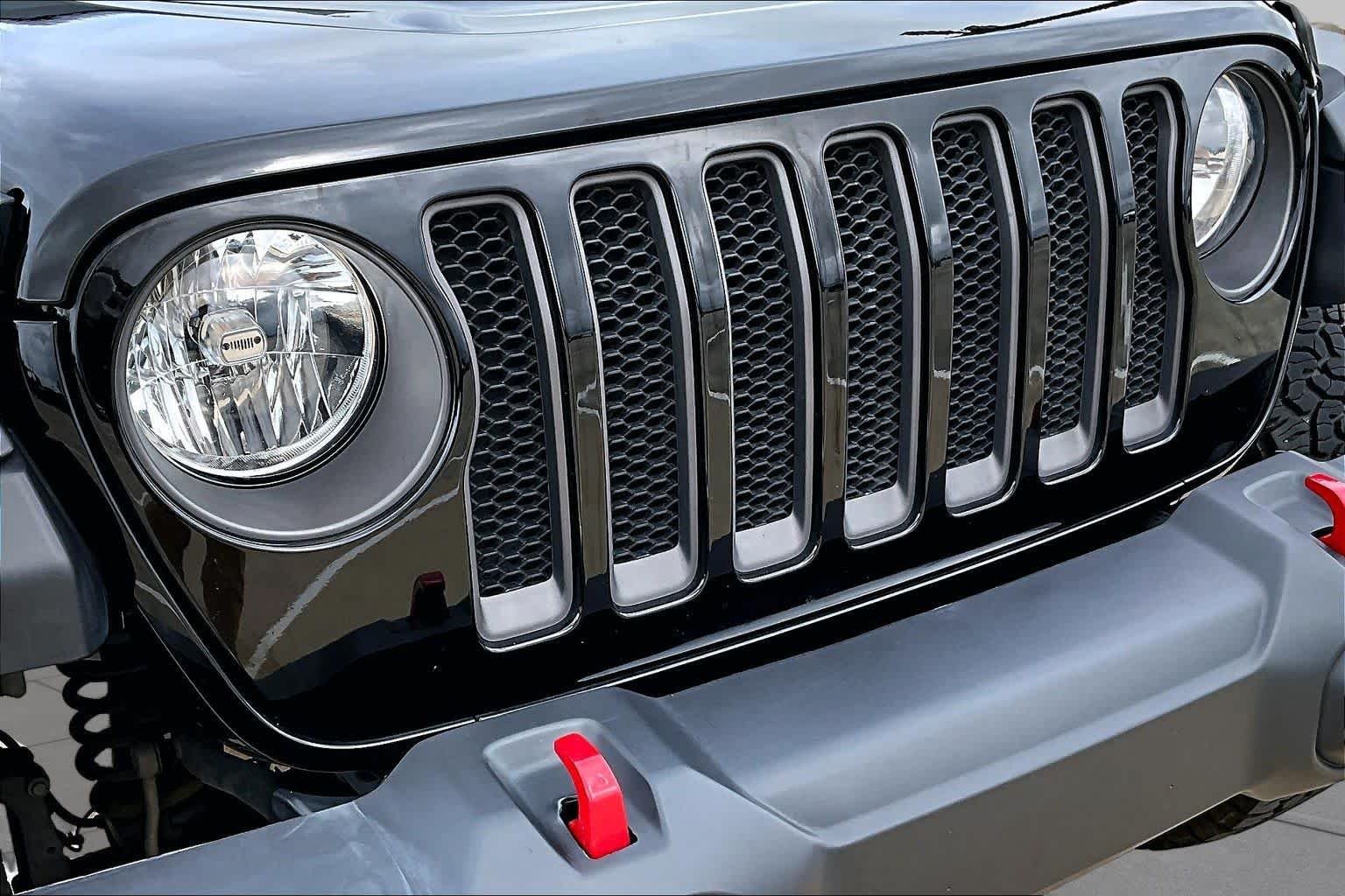 Used 2022 Black Clearcoat Jeep Unlimited Rubicon image 29