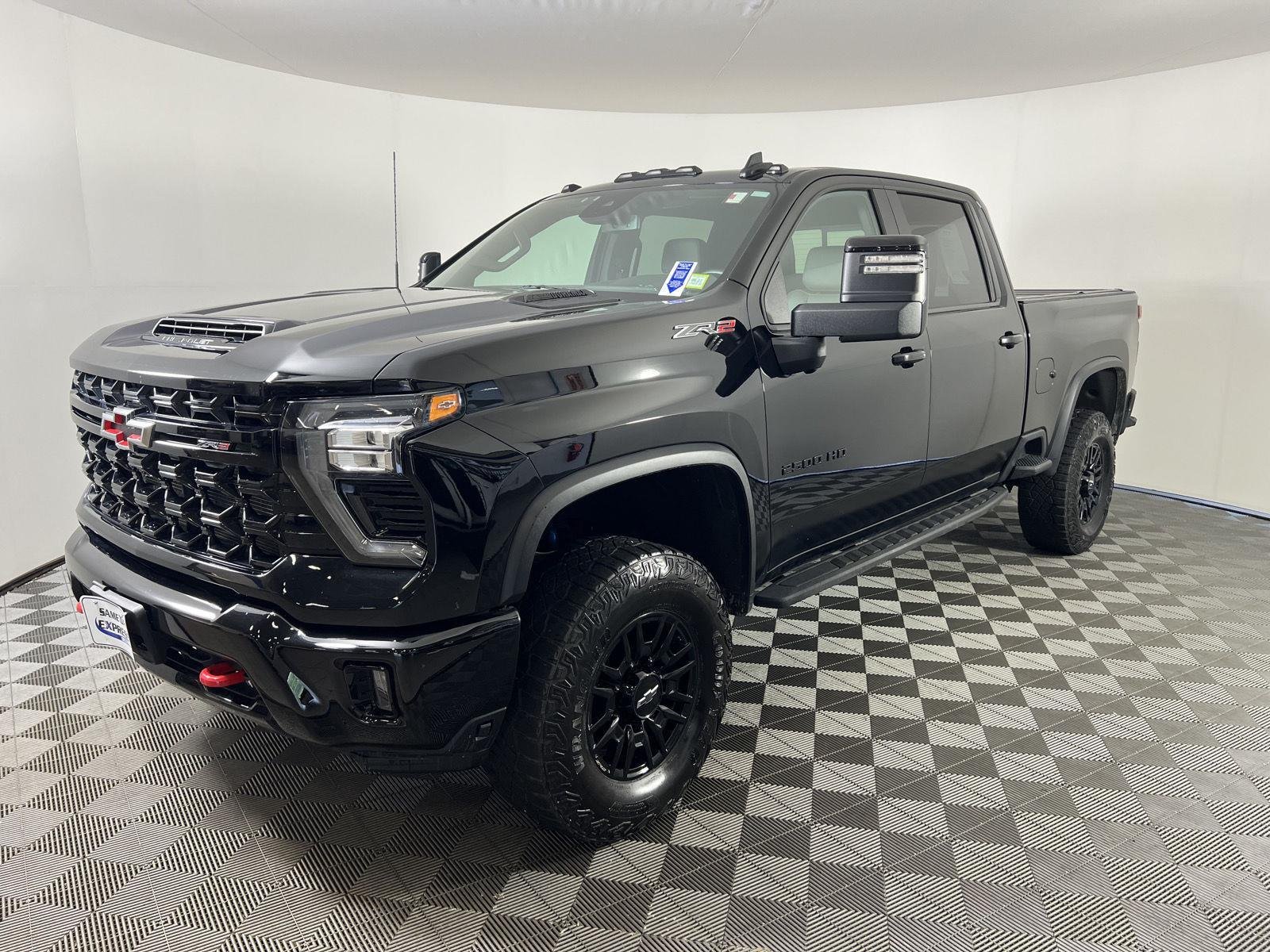 Used 2024 Black Chevrolet ZR2 image 32