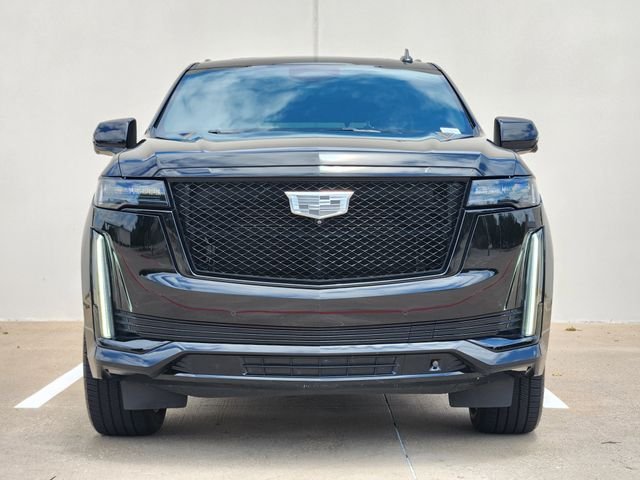 Used 2021 Black Cadillac Sport image 2