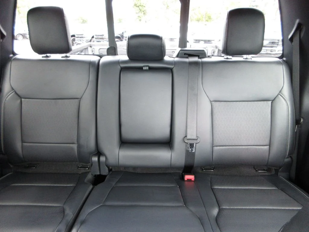 New 2026 Carbonized Gray Metallic Ford Lariat image 25