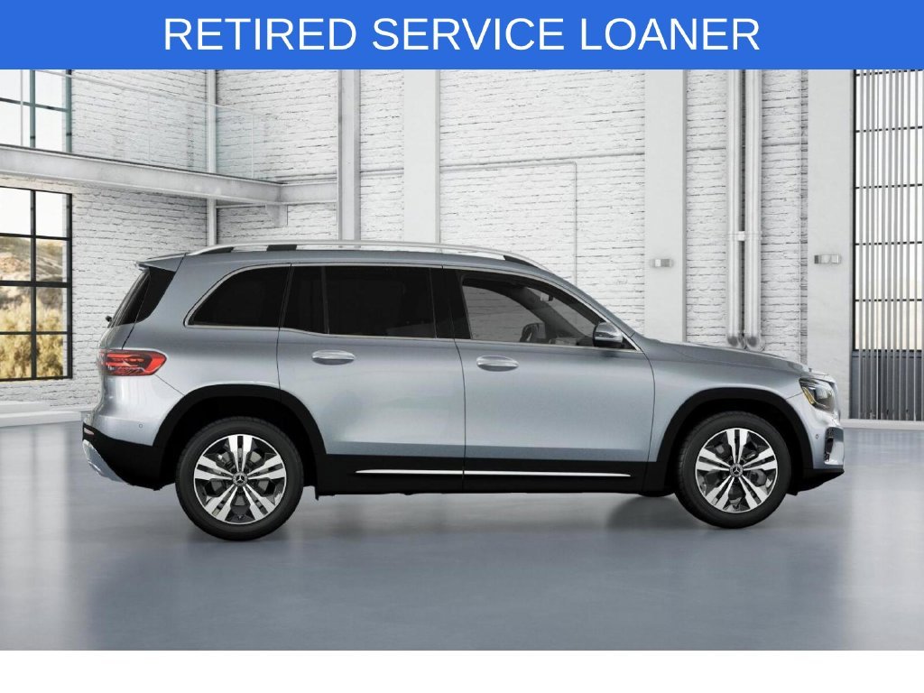 Used 2026 Silver Mercedes-Benz GLB 250 image 17