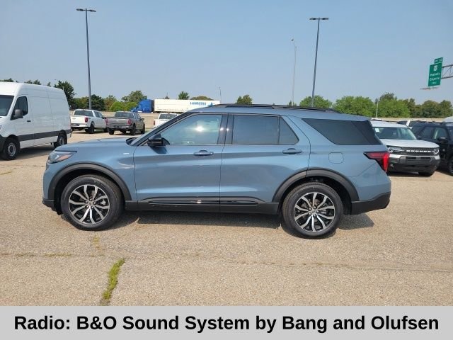 New 2026 Vapor Blue Ford ST-Line image 3