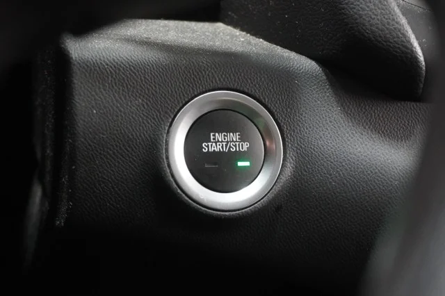 Used 2024  GMC SLE image 20
