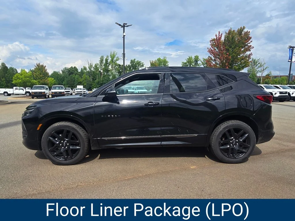 Certified Used 2024 Black Chevrolet RS image 4