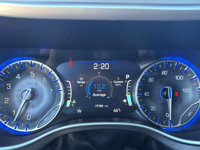 Used 2023 Gray Chrysler Touring L image 28