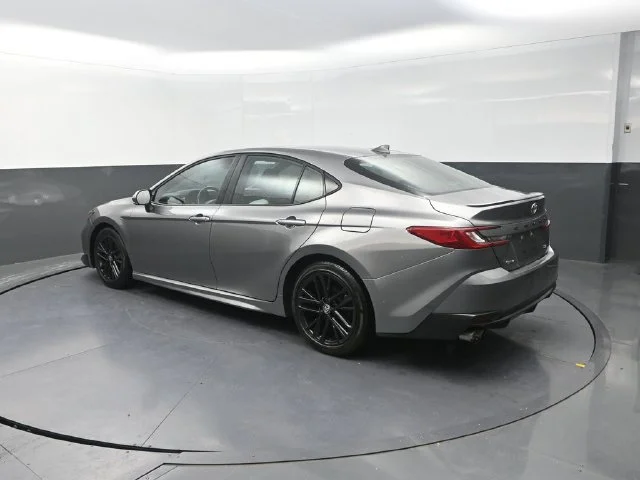 Used 2025  Toyota SE image 4