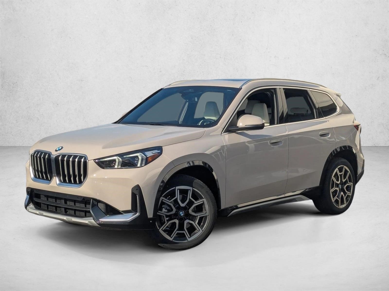 Used 2026 Dune Grey Metallic BMW xDrive28i image 1