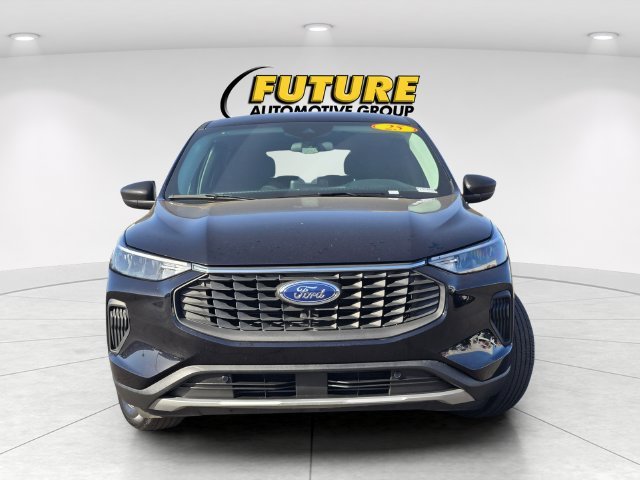 Used 2025 Black Ford Active image 2