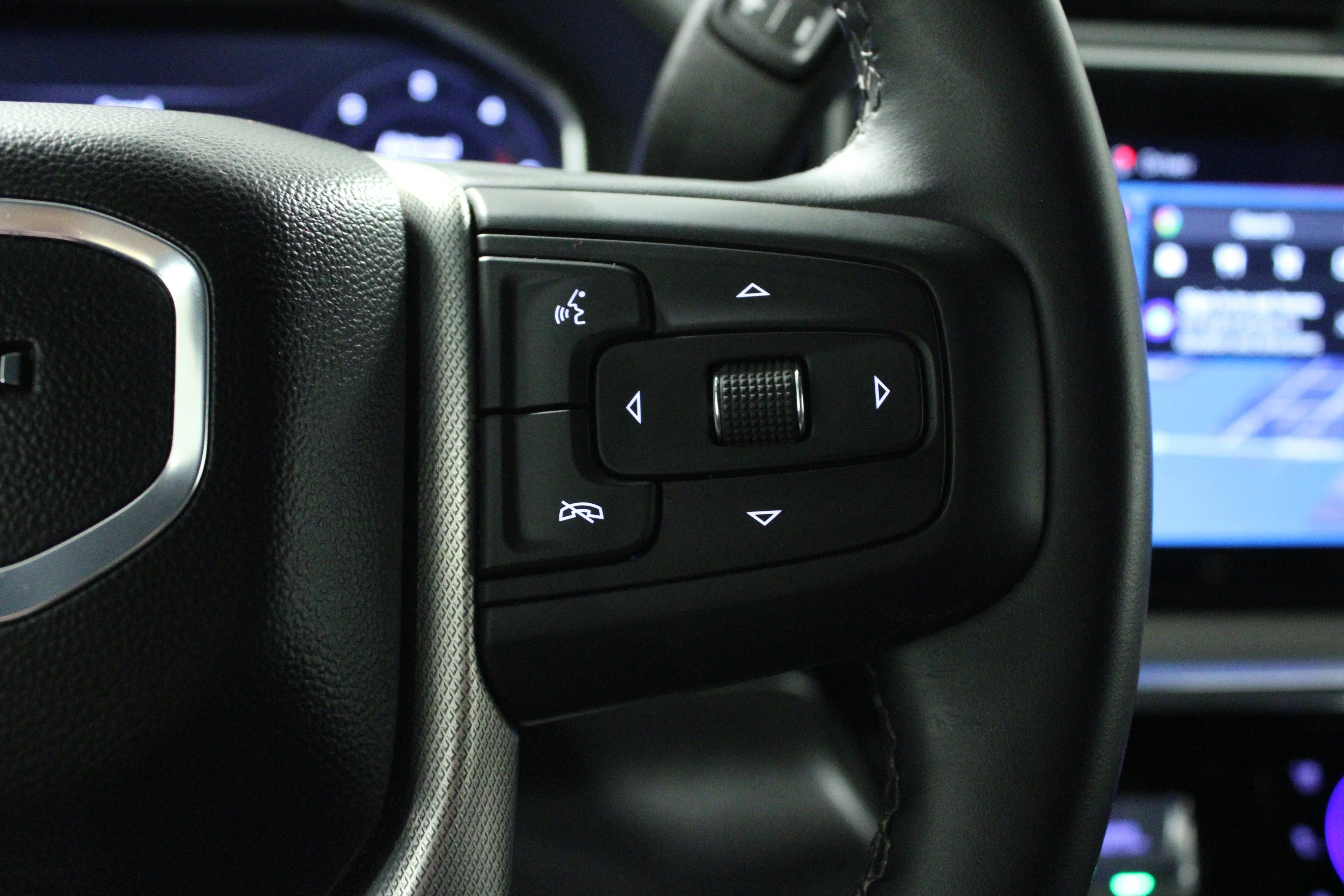 Used 2026 Glacier White Tricoat GMC Denali image 23