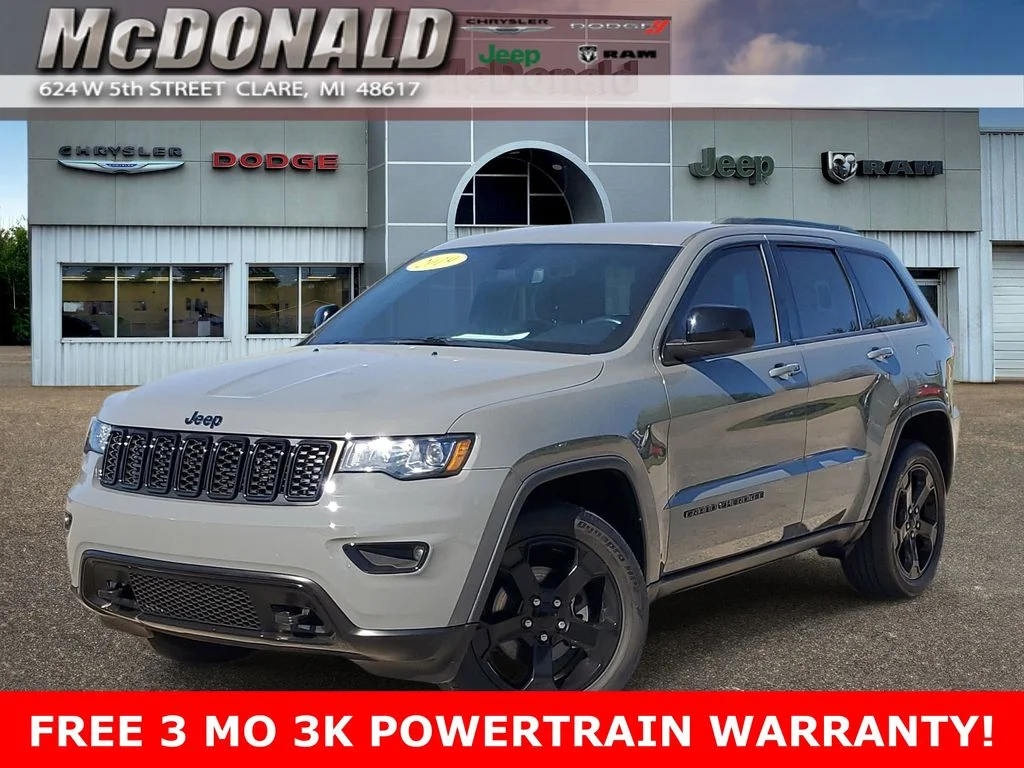 Used 2019 Gray Jeep Laredo image 1