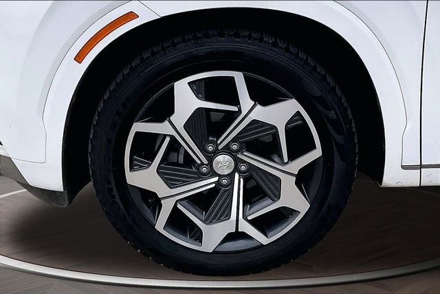 Used 2022 White Hyundai Calligraphy image 9