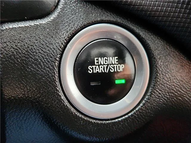 Used 2022 Black Chevrolet RS All-wheel Drive image 18