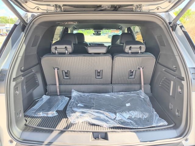 2026 Chevrolet Traverse LT - Photo 14