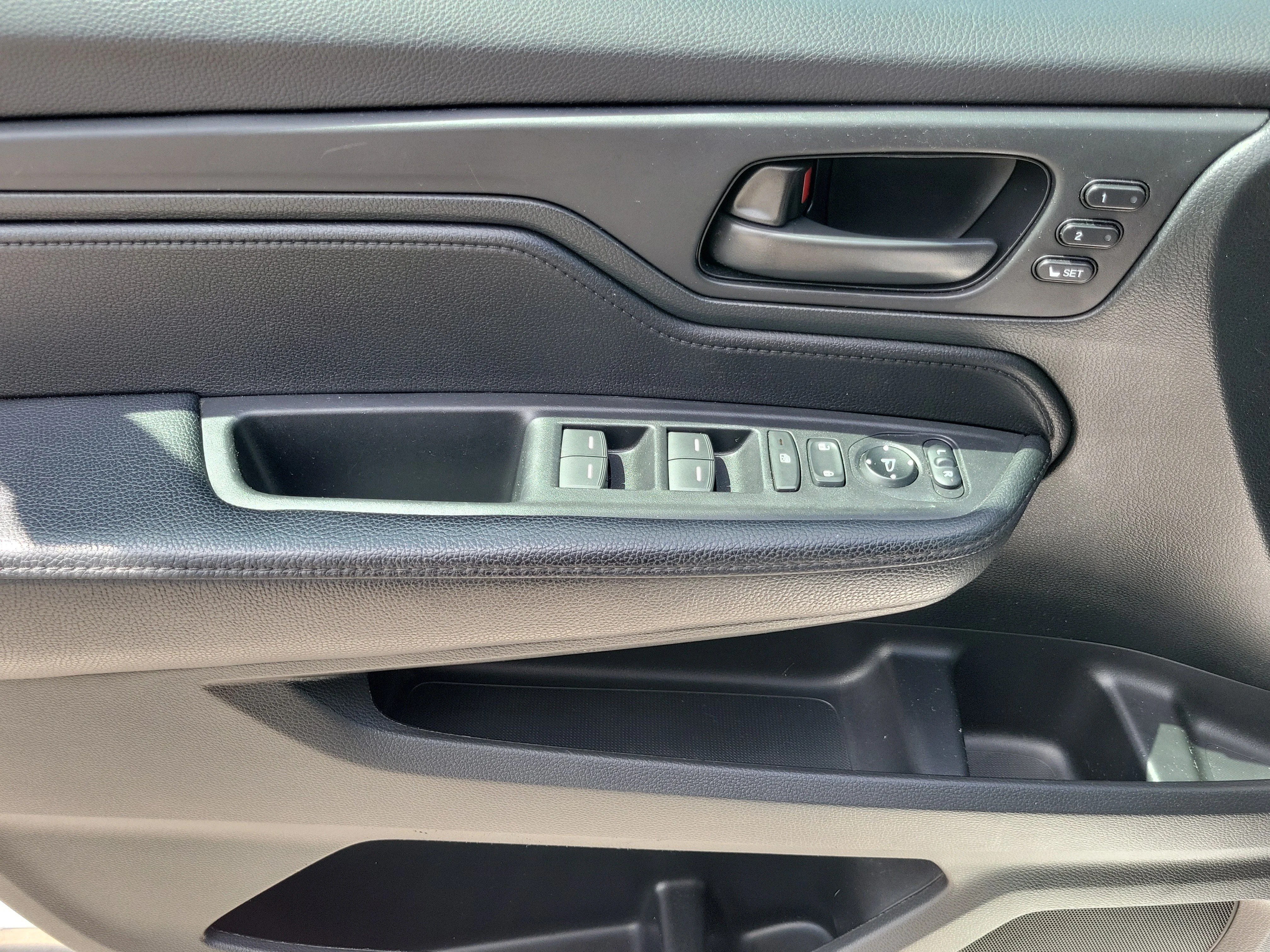 2023 Honda Odyssey SPORT - Photo 19